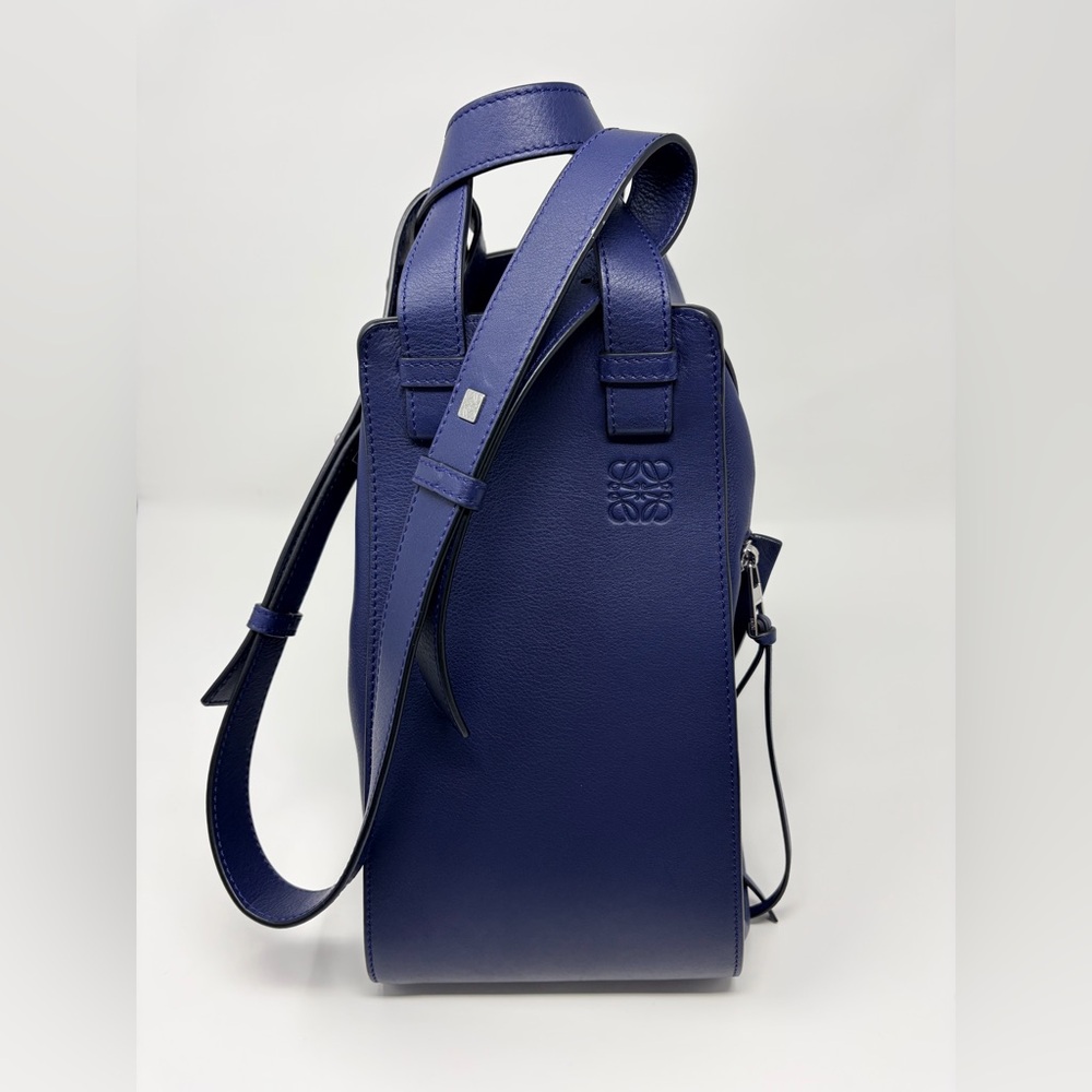 Loewe Compact Hammock Bag - Picture 14 of 15